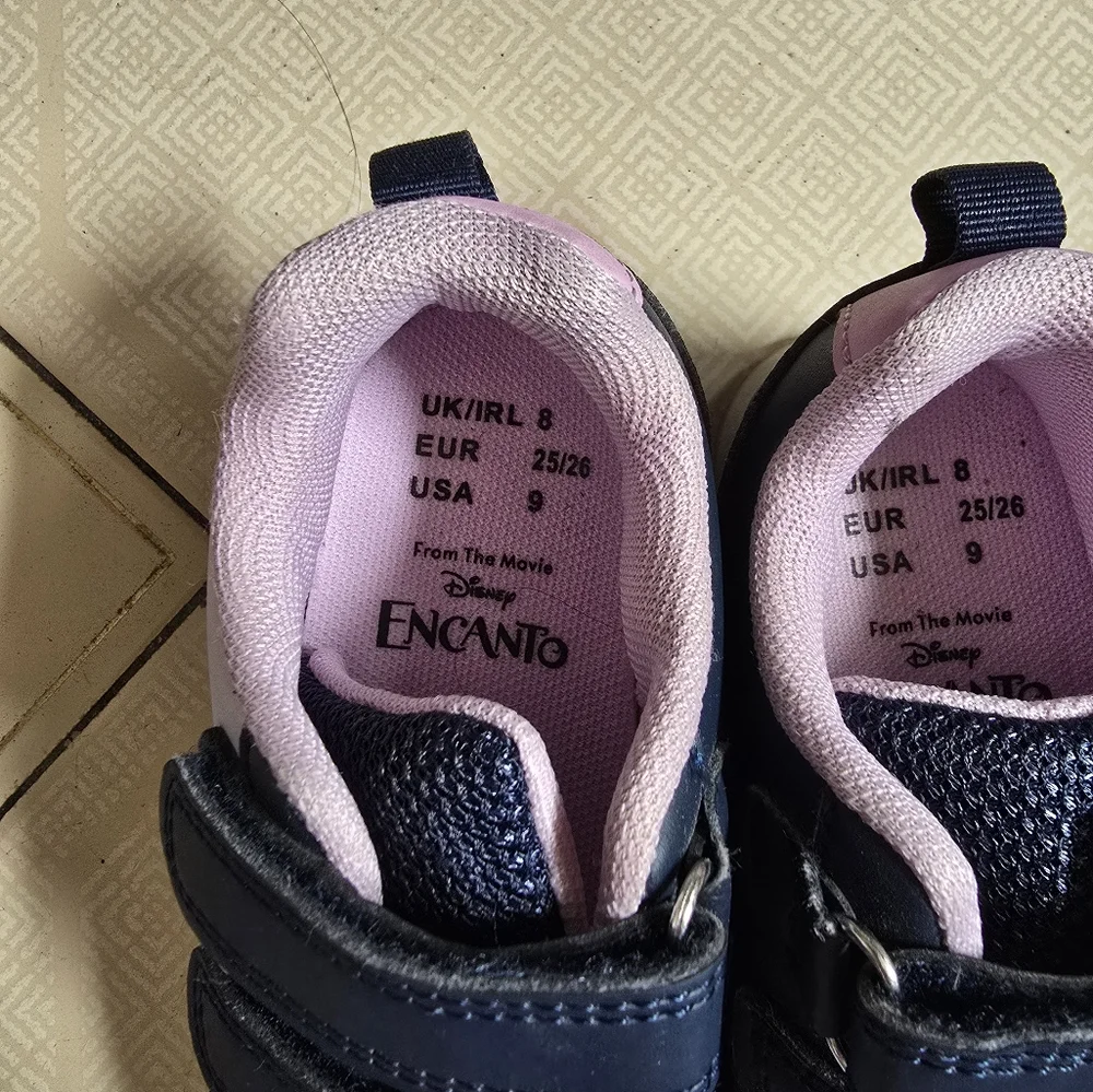Kids Encanto Sneakers Size 9